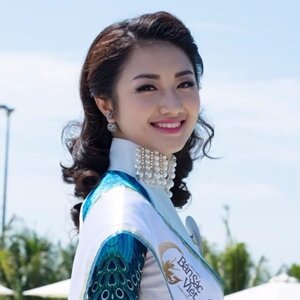 Thu Ngân – Thí sinh đến từ Thụy Sỹ nổi bật giữa dàn thí sinh Hoa Hậu Bản Sắc Việt Toàn Cầu